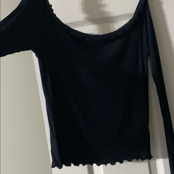 Off the shoulder crop top - Picture 1 of 2